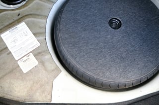 2001 AUII Tickford XR8 220kw