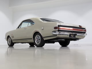 1968 Holden HK Monaro GTS 327 Bathurst - Silver Mink