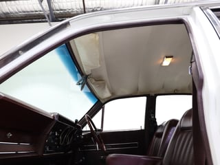 1971 Ford XY Fairmont 302 V8 - Ultra White