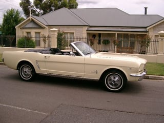 1964 1/2 FORD MUSTANG CONVERTIBLE