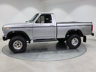 1982 Ford F-Series Pickup F100 RHD 4x4 - 351 V8
