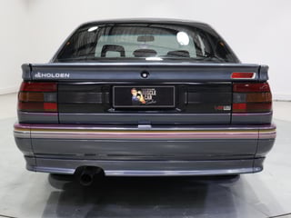 1990 Holden VN SS - Atlas Grey 