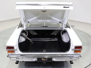 1971 Ford XY Fairmont 302 V8 - Ultra White