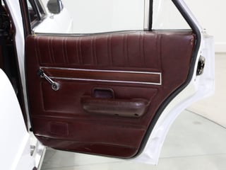 1971 Ford XY Fairmont 302 V8 - Ultra White