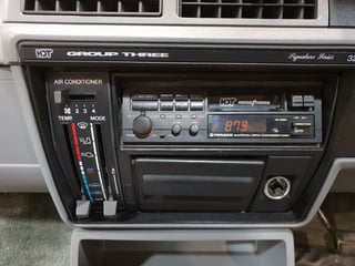 1987 VL HDT Group 3 Signature Series