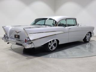 1957 Chevrolet Bel Air - Pillarless 2-Door Hardtop
