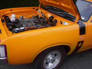 VH E49 Charger Replica