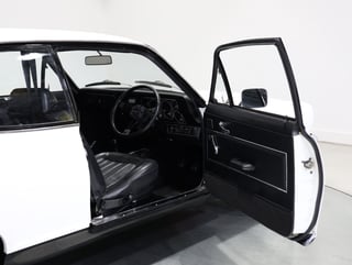1972 Holden LJ Torana GTR XU1 - Glacier White