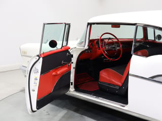 1957 Chevrolet Bel Air - Pillarless 2-Door Hardtop