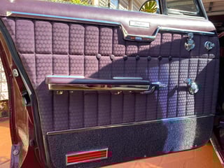 1966 Pontiac Bonneville Brougham - 389 V8