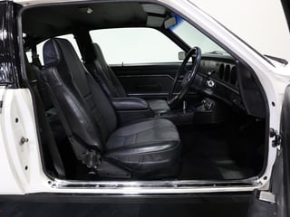 1976 Holden LX Torana SS Hatchback - 5.0L Trimatic - Cotillion White