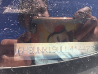 1990 VN Holden Calais 5.0L V8