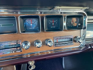 1966 Pontiac Bonneville Brougham - 389 V8