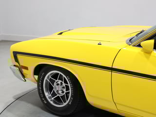1977 Ford XC Falcon GS Hardtop - 393ci V8 Yellow Glo