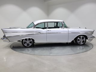 1957 Chevrolet Bel Air - Pillarless 2-Door Hardtop