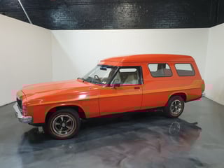 1977 HX Holden Sandman Panelvan