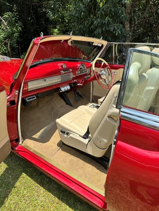 1952 Oldsmobile Super 88 Restomod - 6.0L LS2 V8