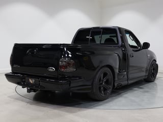 2004 Ford F-150 SVT Lightning RHD - Raven Black 