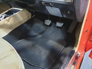 1977 HX Holden Sandman Panelvan