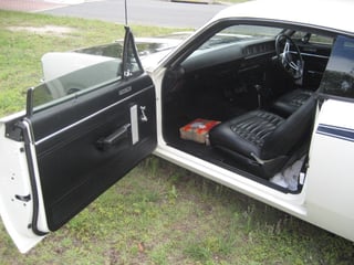 VH R/T Valiant Charger Replica