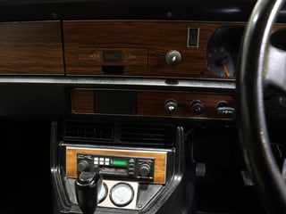 1977 Holden LX Torana SL 253 V8 Hatchback - Absinth Yellow