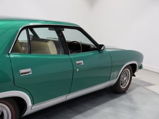 1976 Ford Falcon XB GT - Sherwood Green Metallic