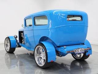 1932 Ford Tudor Hot Rod