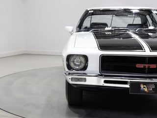 1974 Holden HQ Monaro GTS 308 4sp - Glacier White