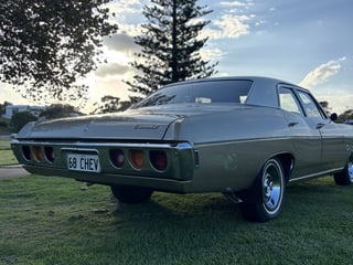 1968 Chevrolet Impala 327 V8