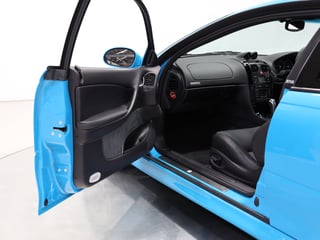 2004 Holden VZ Monaro CV8 - Turismo Mica - 1,974km