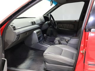 1990 Holden VN  5.0L V8 - SV Enhanced Build No E789 - Maranello Red