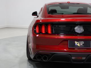 2017 Ford Mustang GT  6spd Man - Ruby Red Metallic