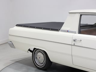 1971 Chrysler VG Valiant Wayfarer Utility 318ci Fireball V8 - Bondi Bleach White