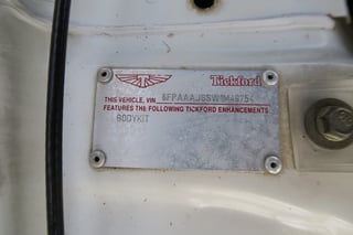 2001 AUII Tickford XR8 220kw