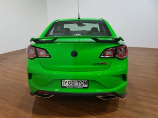 2017 HSV Gen F2 GTSR - Spitfire Green Manual