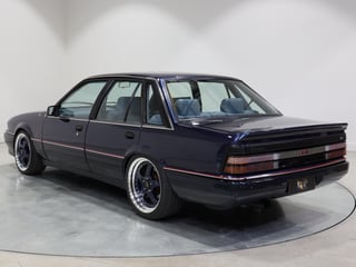 1988 HSV VL SV88 - Build No. 89 - Dorwood Blue Metallic