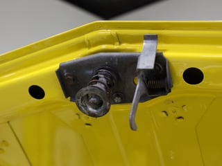 1977 Holden LX Torana SL 253 V8 Hatchback - Absinth Yellow