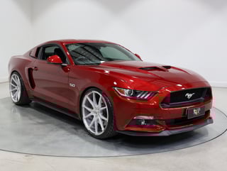 2017 Ford Mustang GT  6spd Man - Ruby Red Metallic