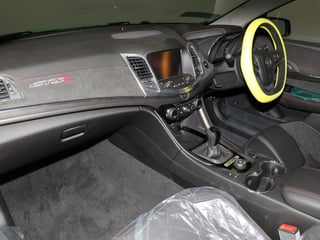 2017 HSV GTSR - Delivery kms - Spitfire Green