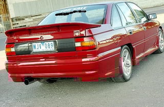 VN HSV Group A Commodore #124