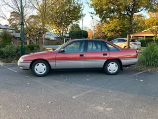 1990 VN Holden Calais 5.0 Litre V8