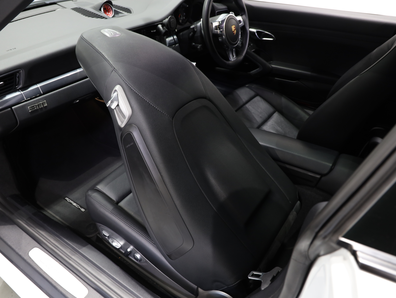 2014 Porsche 911 Carrera 991 Series 1 - Carrara White