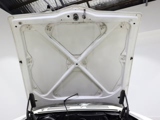 1972 Holden LJ Torana GTR XU1 - Glacier White