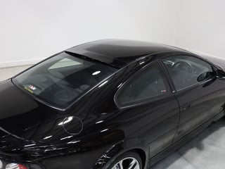 2004 HSV VZ Coupe 4 Build No. 059 - 8,161 km - Phantom Black
