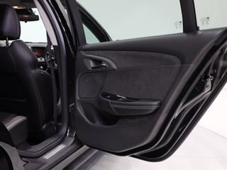 2016 HSV GEN-F2 GTS Build No 675 6sp Man - Phantom Black