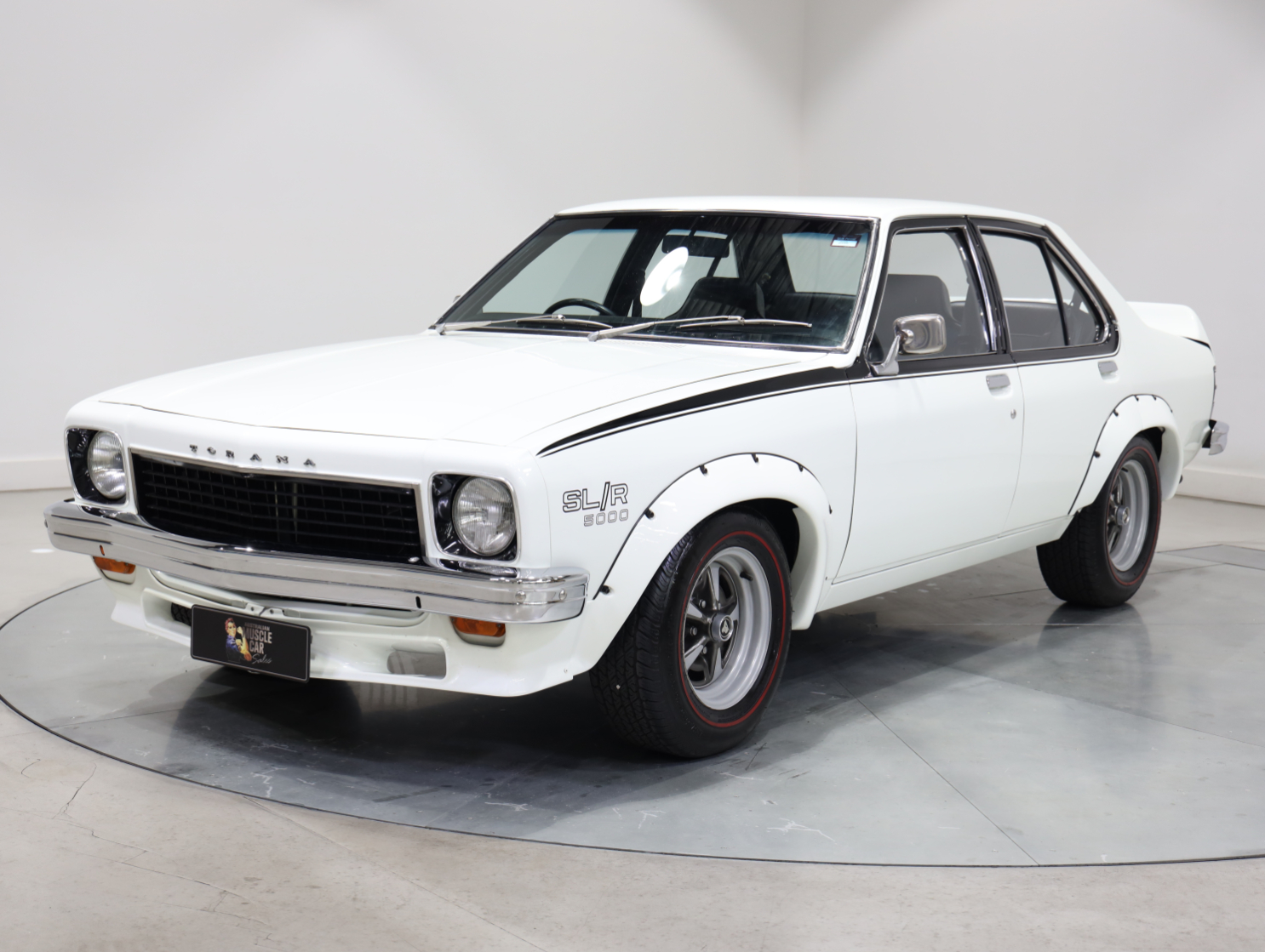 1974 Holden LH Torana L34 SLR 5000 - Glacier White