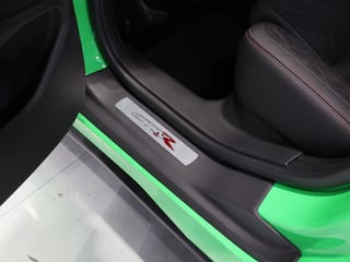 2017 HSV GTSR - Spitfire Green 0064 km …