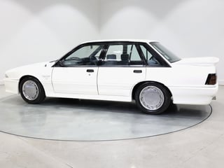 1987 HDT VL Brock Commodore Group 3 Signature Series - Build No 4175