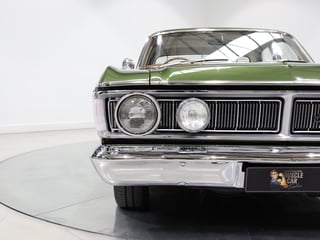 1971 Ford XY Fairmont 302 V8 - Jewel Green
