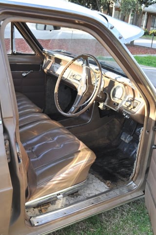 HR Holden Premier 186S